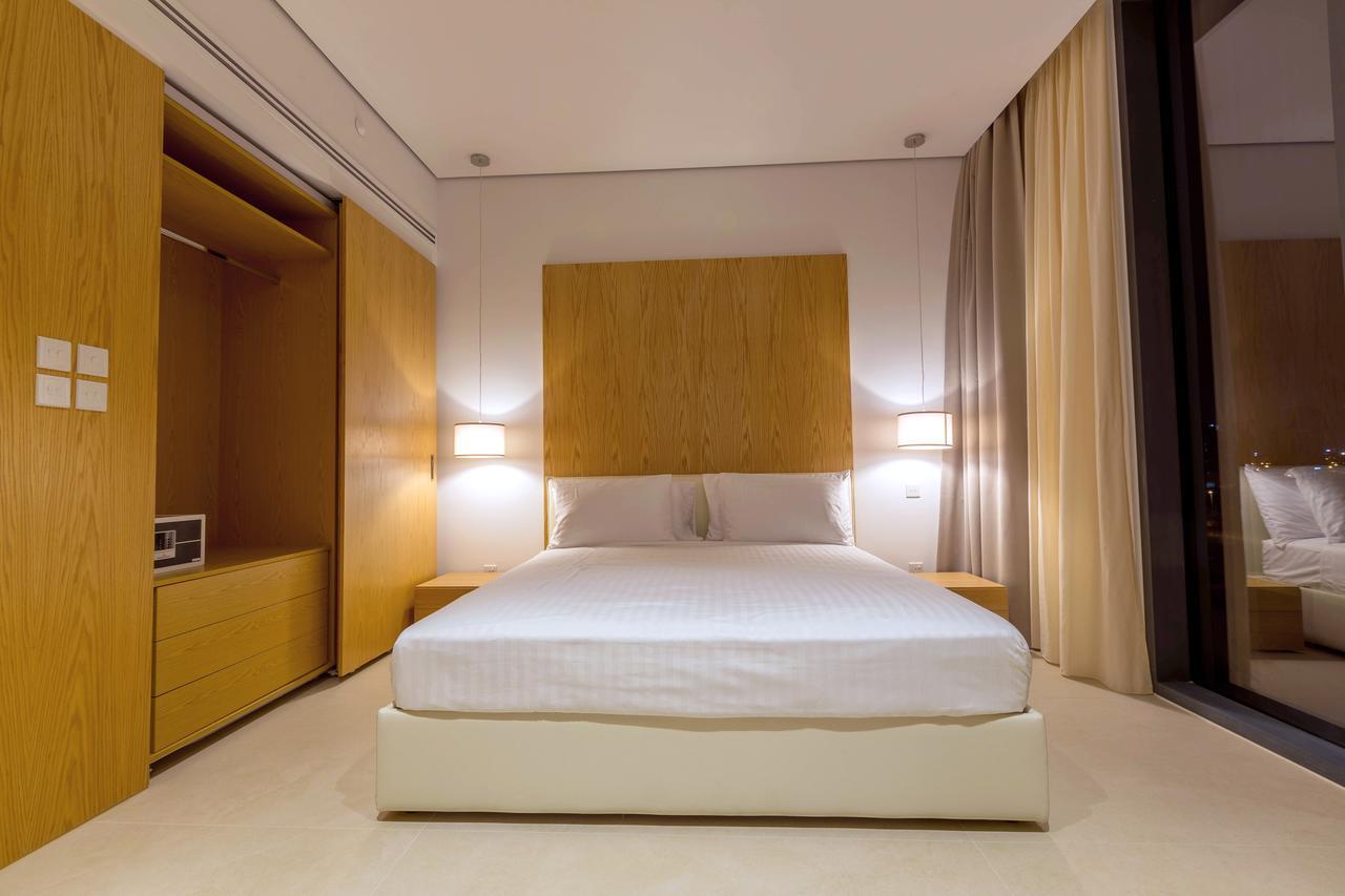 Delta Hotel Apartments Kuwait City Exterior photo A bedroom at the hotel