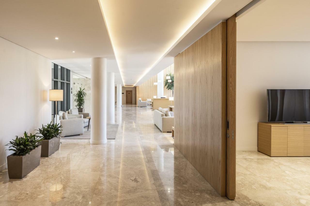 Delta Hotel Apartments Kuwait City Exterior photo Interior of the hotel